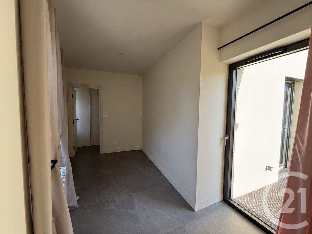 location Appartement - 4 pièce(s) - 74 m² Heyrieux (38540)