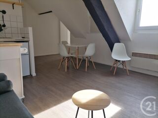  Appartement à louer 2 pièces 35 m²