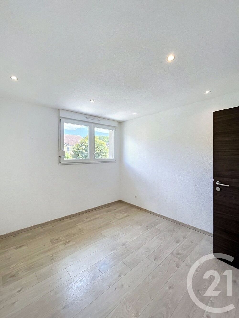 location Appartement - 3 pièce(s) - 63 m² Hérimoncourt (25310)