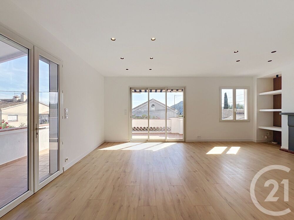 vente Maison - 6 pièce(s) - 191 m² Mandelieu-la-Napoule (06210)