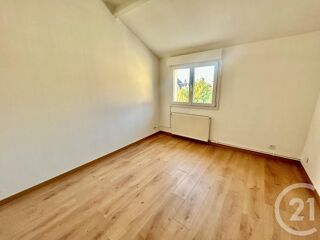  Appartement à louer 2 pièces 47 m²