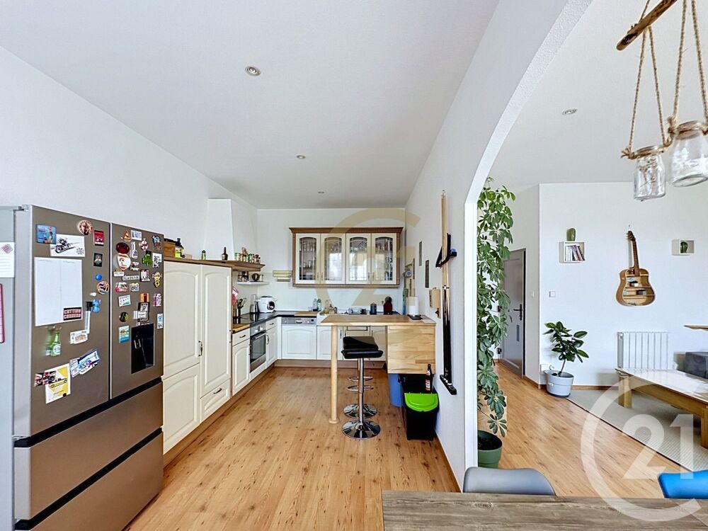 vente Appartement - 5 pièce(s) - 210 m² Belfort (90000)