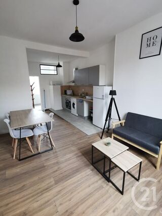  Appartement à louer 2 pièces 34 m²