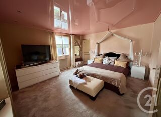  Maison à vendre 7 pièces 213 m²