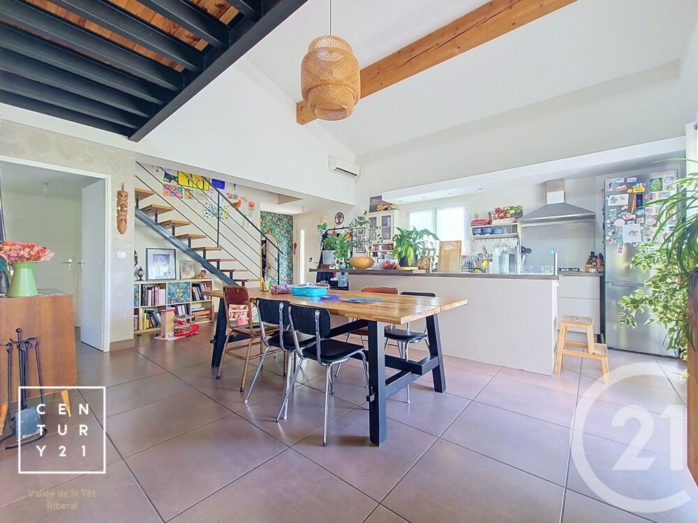 A VENDRE : VILLA 3 FACES AVEC PISCINE ET 3 CHAMBRES ....