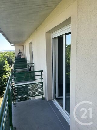  Appartement à louer 2 pièces 46 m²