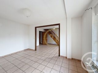  Appartement à louer 5 pièces 90 m²