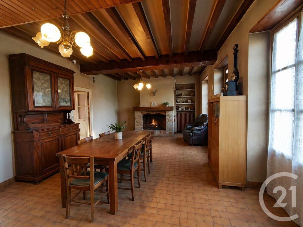 COSNE COURS SUR LOIRE (58), ancien corps de ferme, cette....
