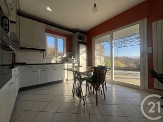  Maison � vendre 6 pi�ces 227 m�