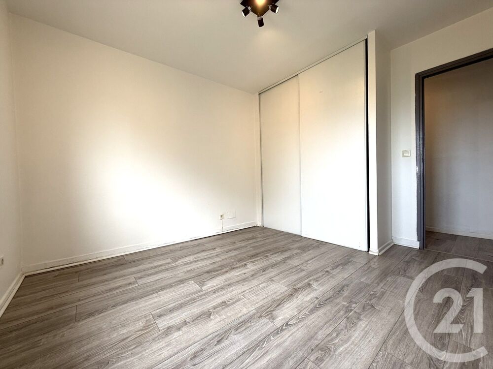location Appartement - 3 pièce(s) - 49 m² Fos-sur-Mer (13270)