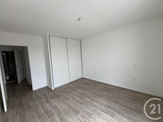  Appartement à louer 3 pièces 61 m²