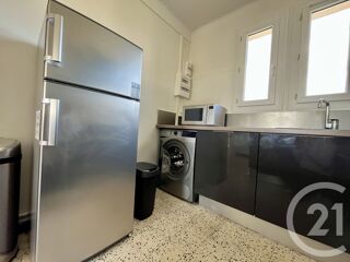  Appartement à louer 4 pièces 66 m²