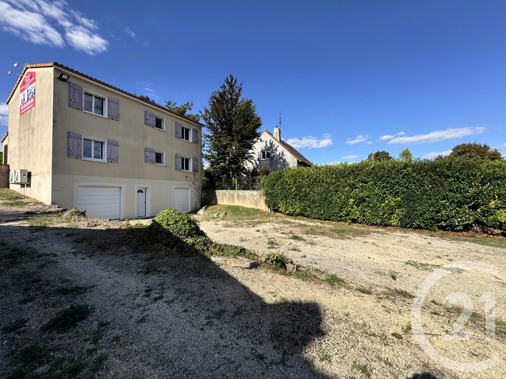 Au c½ur de la commune de Chasseneuil-du-Poitou, cette gr....