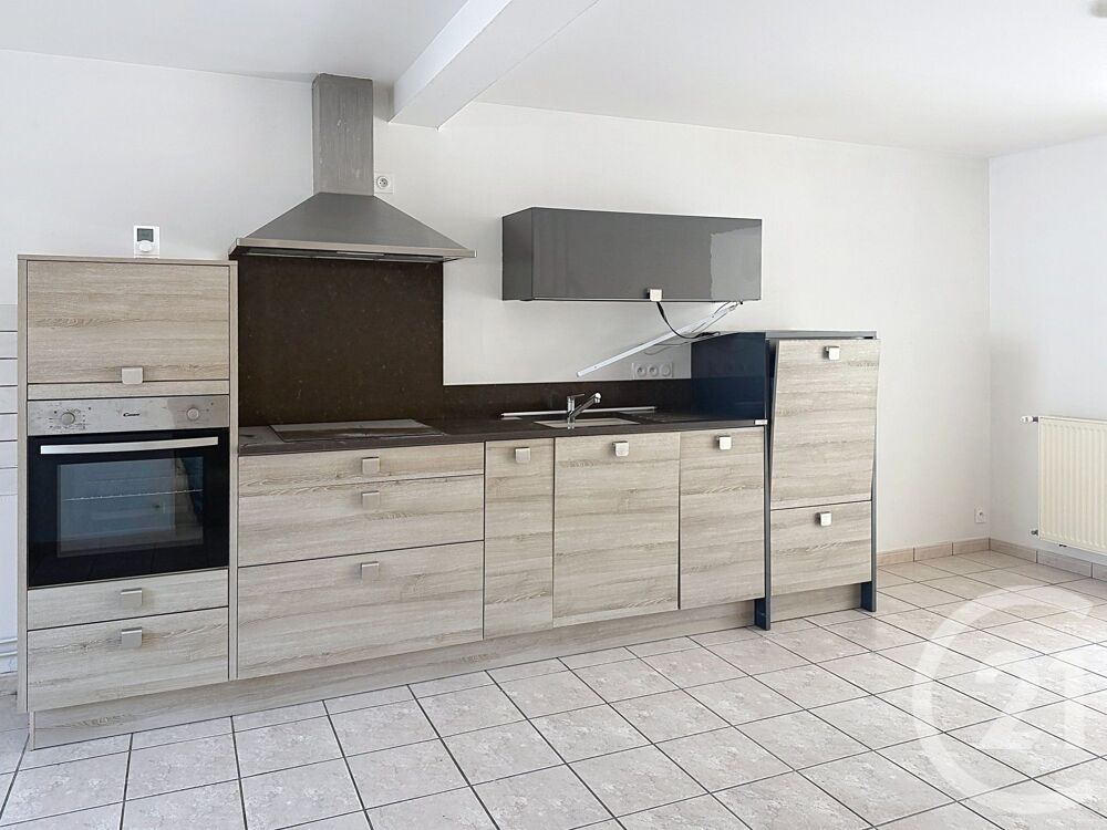location Maison - 5 pièce(s) - 111 m² Saint-Nicolas-de-Redon (44460)
