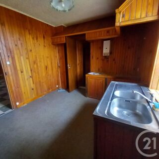  Maison  vendre 3 pices 343 m