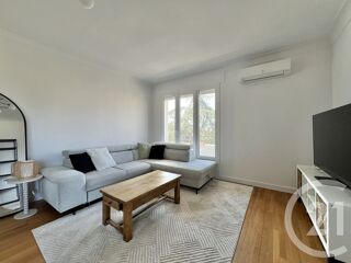  Appartement à louer 3 pièces 84 m²