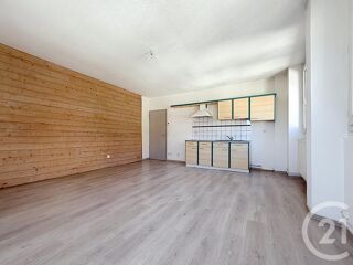  Appartement à louer 3 pièces 59 m²