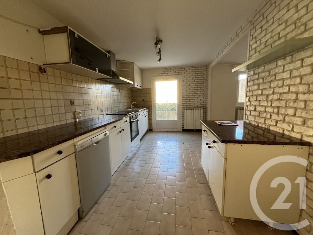 Venez découvrir cette maison de village en plein c½ur de....