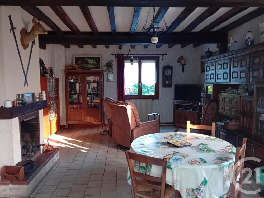 ASNELLES, situé entre Bayeux et Courseulles sur mer, est....