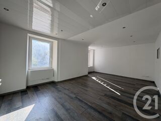  Appartement à louer 2 pièces 47 m²