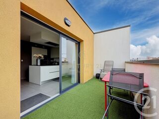  Appartement à vendre 4 pièces 97 m²