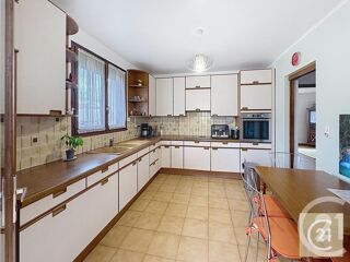  Maison à vendre 6 pièces 199 m²