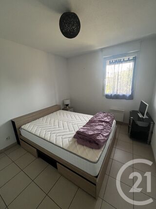  Appartement à louer 2 pièces 42 m²