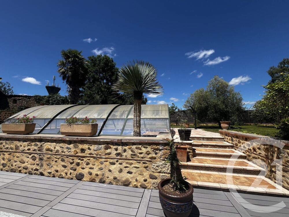 vente Maison - 7 pièce(s) - 320 m² Saint-Laurent-de-Neste (65150)