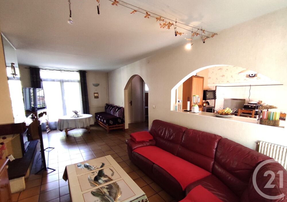 À Castres, nous vous proposons à la vente cette maison p....