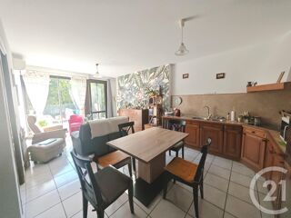  Appartement à louer 2 pièces 70 m²