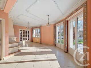  Maison  vendre 6 pices 255 m