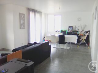  Maison à louer 3 pièces 64 m²