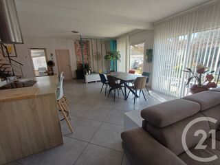  Maison  vendre 5 pices 177 m