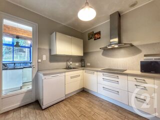  Maison � vendre 5 pi�ces 1696 m�