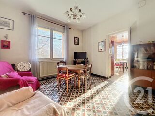  Maison � vendre 6 pi�ces 220 m�