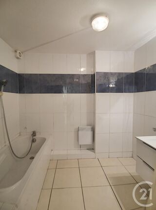  Appartement � louer 3 pi�ces 90 m�