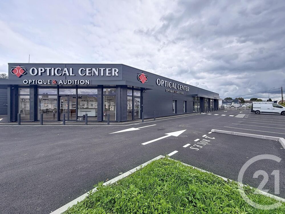 location Appartement - 1 pièce(s) - 356 m² Lure (70200)