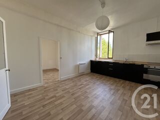  Appartement à louer 2 pièces 39 m²