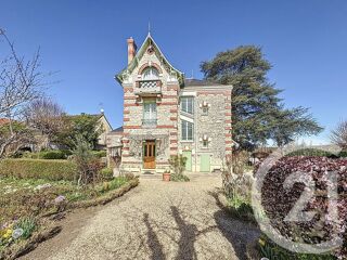  Maison � vendre 8 pi�ces 315 m�