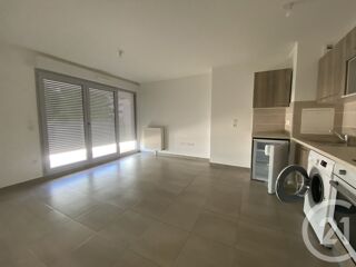  Appartement à louer 2 pièces 40 m²
