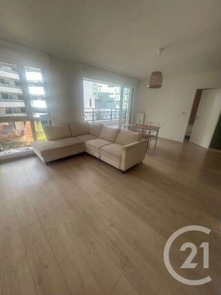  Appartement à louer 3 pièces 63 m²