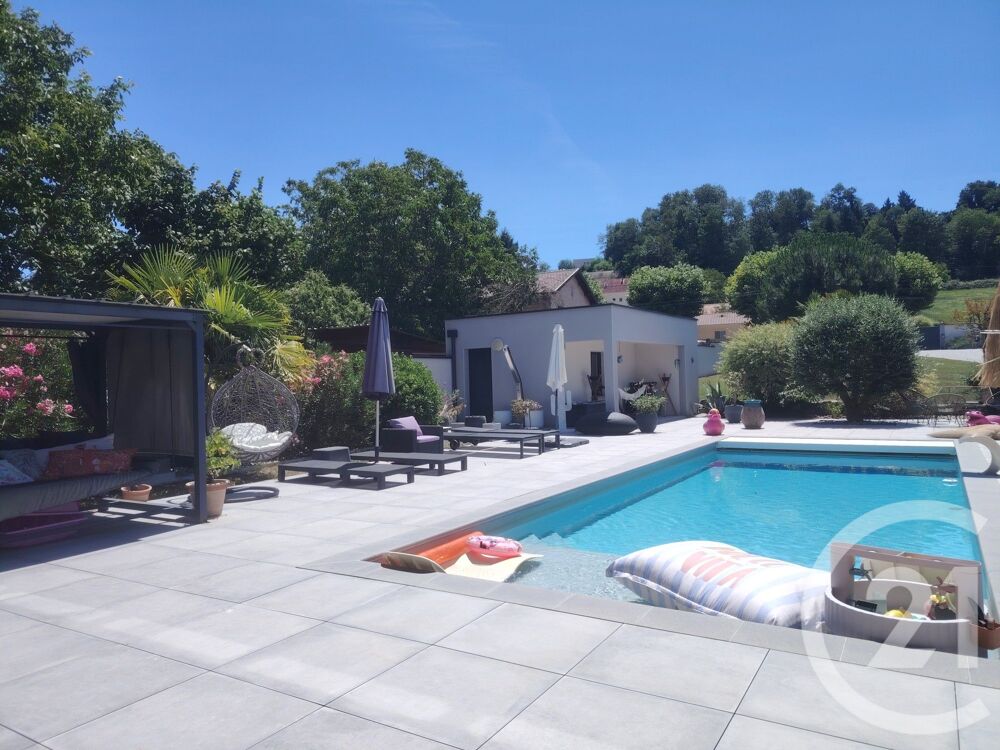 HEYRIEUX : COUP DE COEUR pour cette très belle villa d'a....