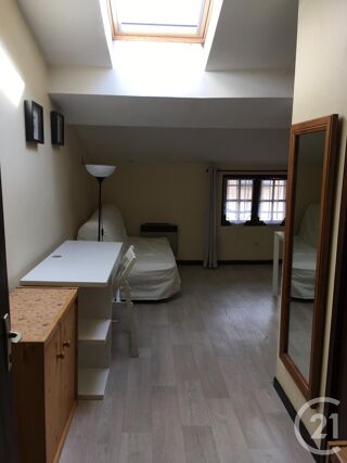  Appartement à louer 1 pièce 22 m²