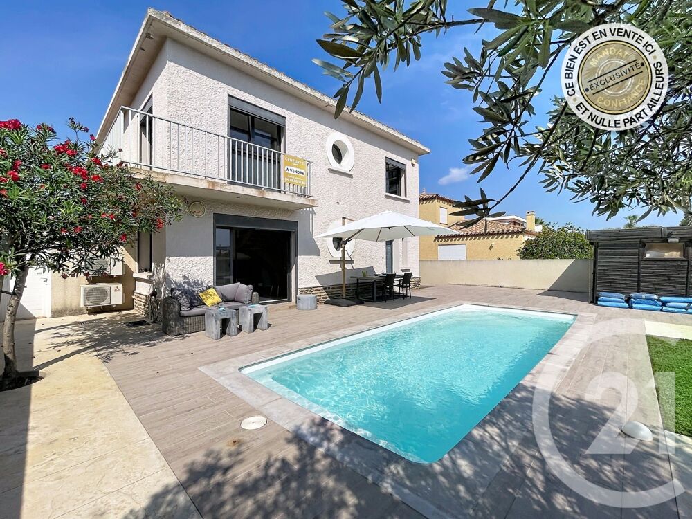 Duplex 4 pièces Piscine À 200 m de la plage Le Barcarè....
