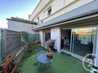  Appartement à louer 4 pièces 103 m²