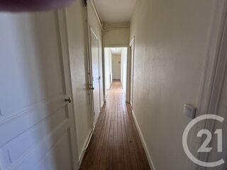  Appartement à louer 3 pièces 62 m²