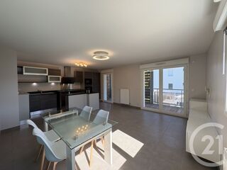  Appartement à louer 3 pièces 66 m²