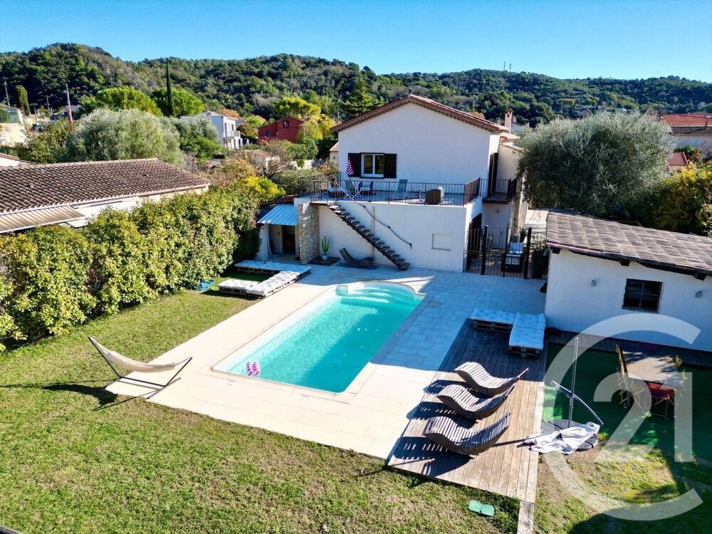Maison 6 pièces 215 m² · à Pegomas · 215 m² · 819 000 €