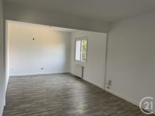 location Maison - 4 pièce(s) - 107 m² Montpon-Ménestérol (24700)
