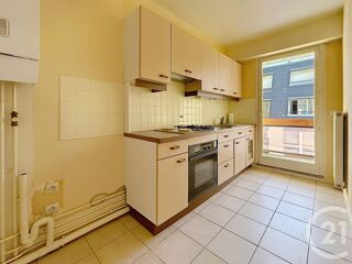  Appartement à louer 3 pièces 68 m²